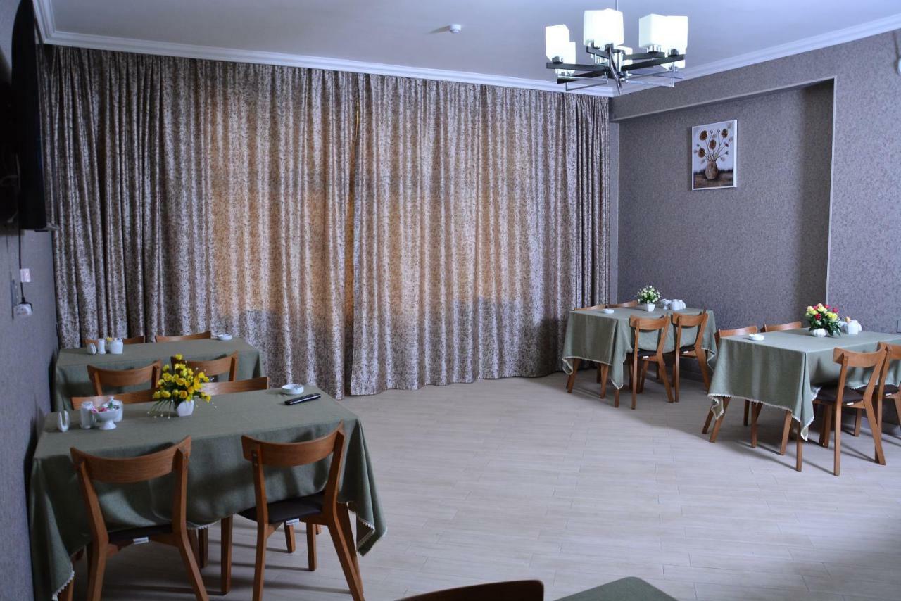 Global Hotel Baku Zewnętrze zdjęcie