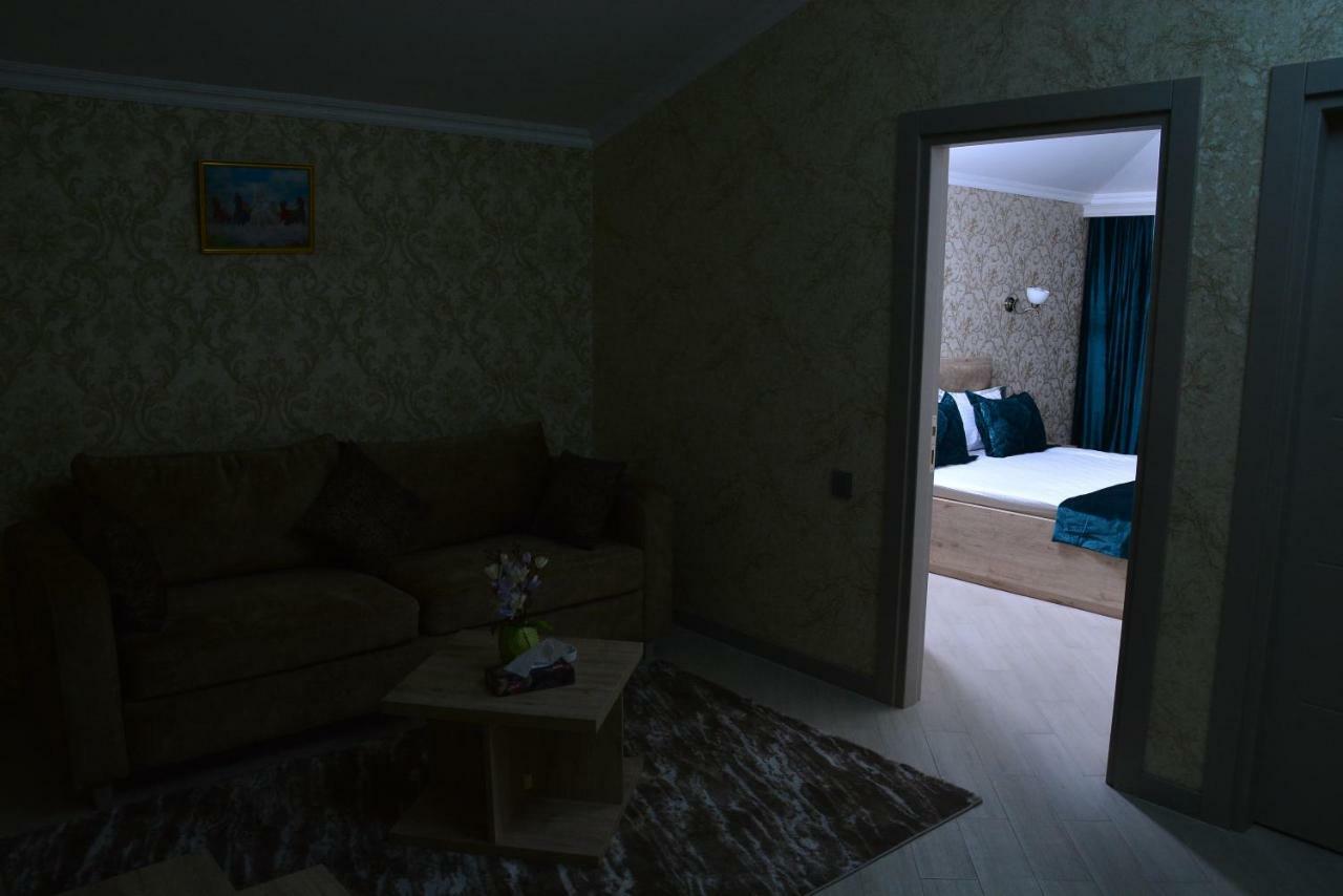 Global Hotel Baku Zewnętrze zdjęcie