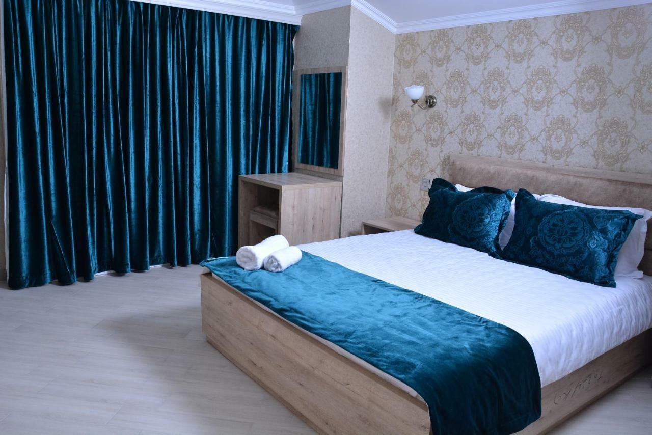 Global Hotel Baku Zewnętrze zdjęcie